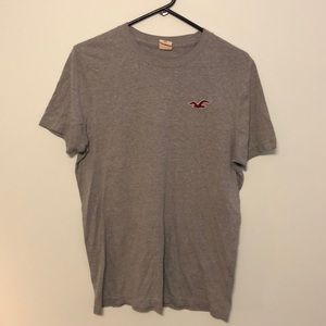 Comfy Men’s Hollister T-Shirt